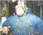  ?? PHOTO COURTESY DAVID RHODES ?? This 1998 photo shows David Rhodes shortly after he moved to Cleator, in Yavapai County. Weighing over 600 pounds, he left Phoenix to escape the “poison” of fast food.