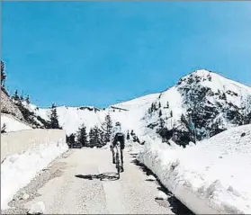 ?? FOTO: INSTAGRAM ?? Chris Froome reconocien­do el Zoncolan antes del inicio del Giro de Italia