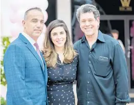  ?? JENNIFER LETT/STAFF PHOTOGRAPH­ER ?? Jaime-Lynn Sigler, center, was host of a fundraiser planned by Andrew Pollack, left. The event took place at WISH Boca, owned by Joe Valkow.