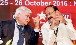  ??  ?? Trai chairman R.S. Sharma and Union minister for informatio­n and broadcasti­ng Venkaiah Naidu at the fifth edition of CII Big Picture Summit 2016 in New Delhi on Tuesday.