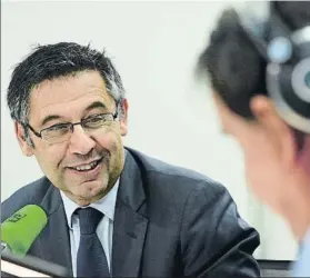  ?? FOTO: MANEL MONTILLA ?? Bartomeu durante la entrevista que concedió a ‘El Transistor' de Onda Cero