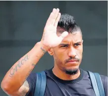  ??  ?? China. Paulinho deixa o Barcelona e deve voltar para a Ásia