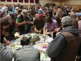  ?? HUMBOLDT PERMACULTU­RE GUILD — SUBMITTED ?? Pictured is a crowd from a previous “Seed, Plant and Scion Exchange.”