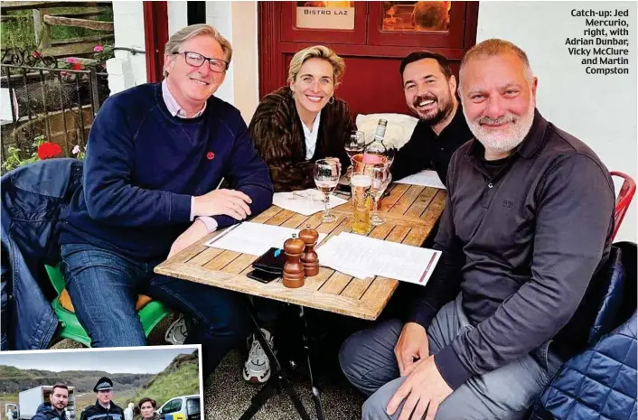  ?? ?? Catch-up: Jed Mercurio, right, with Adrian Dunbar, Vicky McClure and Martin Compston