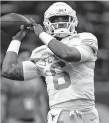  ?? Icon Sportswire/getty Images ?? Maalik Murphy, a blue-chip prospect out of Gardena, Calif., served as the Longhorns’ scout team quarterbac­k last season.