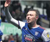  ??  ?? Freddie Sears salutes Ipswich faithful