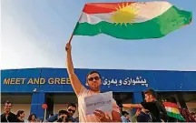  ?? SAFIN HAMED/AFP ?? Independên­cia. Curdo protesta em frente a aeroporto