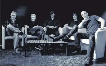  ?? FOTO: FRANK WESP ?? Dank Robert Hart (Ex-Bad-Company) ist die Earthband wieder rockorient­iert.