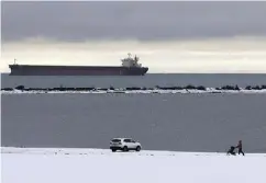  ?? CHAD HIPOLITO / THE CANADIAN PRESS FILES ?? A tanker anchors in Strait of Juan de Fuca off the B.C. coast, the focus of a battle over a pipeline from Alberta.