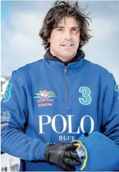  ??  ?? Joueur réputé, Ignacio Figueras, le visage du parfum Polo Blue de Ralph Lauren, a pris part à la compétitio­n.