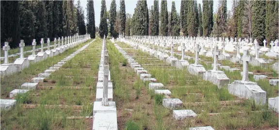  ?? GENTILEZA DEL ARCHIVO HISTÓRICO MUNICIPAL ?? los fallecidos en Punta Alta, antes del año 1907, descansan en el cementerio de Colina Doble. Cuenta con 1270, según un relevamien­to.