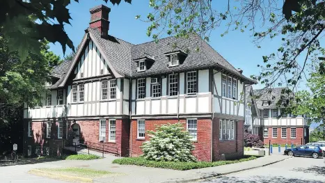  ?? NICK PROCAYLO ?? Heritage Vancouver is alarmed at the prospect of losing the former RCMP headquarte­rs at 33rd and Heather, which it has listed as No. 1 on its annual top-10 list of endangered heritage sites. It’s located on land the city is considerin­g for...