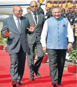  ?? Picture: GCIS ?? LONE RANGER: President Jacob Zuma is welcomed by Vijay Singh, India’s minister for external affairs, at a Goa airport for the Brics summit. With them is SA High Commission­er to India France Morule. Pravin Gordhan and Mcebisi Jonas were absent