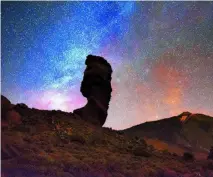  ??  ?? Visita nocturna al Teide para contemplar las estrellas