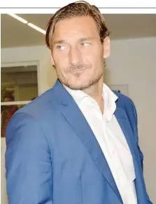  ?? ANSA ?? Francesco Totti, 43 anni, ex giocatore: 307 gol con la Roma