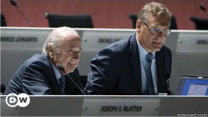  ??  ?? Joseph S. Blatter y Jerome Valcke.