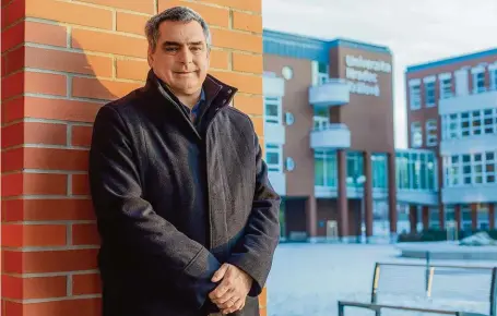  ?? FOTO MAFRA – MARTIN VESELÝ ?? Jak nalákat studenty na menší univerzitu? Přijít se studijními programy, které velké kamenné univerzity nenabízejí, říká Jan Kříž.