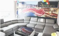  ??  ?? PROMOSI: Sofa fabrik yang terdapat di Liew Shin Huat Furniture Trading Co Sdn Bhd dijual pada harga istimewa.