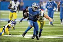  ?? PAUL SANCYA/ AP ?? Lions running back Jahmyr Gibbs, a former Georgia Tech standout, has been surprising­ly effective when going against seven or more defenders in the box, averaging 5.3 yards per carry.