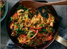  ?? DAVID MALOSH — THE NEW YORK TIMES ?? Yakisoba is a Japanese stir-fried noodle dish with a rich Worcesters­hire-flavored sauce.