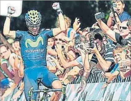  ??  ?? Alejandro Valverde celebra la victoria en la Clásica en el 2014, año en el que se impuso a Mollema y Purito Rodríguez