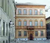  ?? I promessi sposi ?? Il palazzo La casa di Alessandro Manzoni a Milano: lo scrittore vi visse dal 1814 al 1873. Qui compose