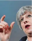  ?? Foto: afp ?? Wie groß ist der Vorsprung? Theresa May bangt um ihre Mehrheit.