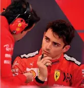  ??  ?? Certezza in rosso Charles Leclerc, 22 anni, ha disputato finora due stagioni in F.1 vincendo due GP con la Ferrari: è legato al Cavallino fino alla fine del 2024