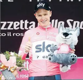  ?? LUK BENIES / AFP ?? La maglia rosa es ahora del británico Chris Froome