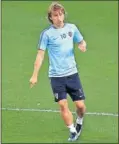  ??  ?? Modric, en el entreno de ayer.