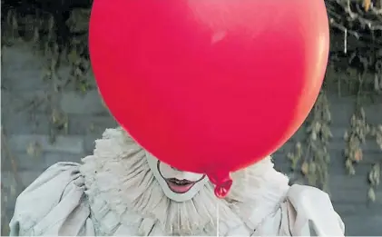  ??  ?? “It” (Eso). La novela (1986) tuvo varias adaptacion­es para televisión y cine tras el éxito de la película de 2017.