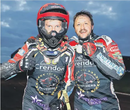  ?? ?? Panthers ‘super heat’ heroes Michael Palm Toft (left) and Chris Harris. Photo: Jeff Davies.