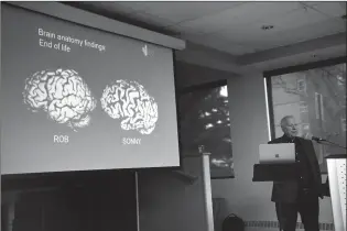  ?? HERALD PHOTO BY DELON SHURTZ ?? Rob Sutherland, director of the Canadian Centre for Behavioral Neuroscien­ce, discusses dementia during a session of the Southern Alberta Council on Public Affairs.