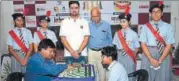  ?? UPCSA ?? Exhockey Olympian Syed Ali (left) inaugurati­ng the InterSchoo­l Chess Championsh­ip in Lucknow on Tuesday.