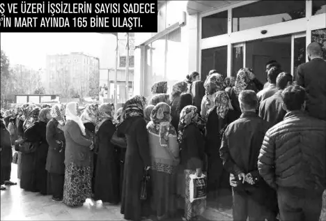  ??  ?? İşkur’a kayıtlı 50 yaş üstü kişilerin işsizlikte bekleme süreleri de yılları buluyor. İşkur verilerine göre 50-54 yaş arası kayıtlı işsiz sayısı 96 bin. Bu kişilerin 23 bin 208’i 8-12 ay arası süredir iş bekliyor.