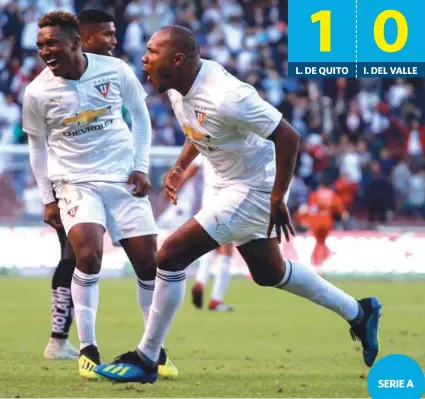  ??  ?? FIGURA. Juan Luis Anangonó celebra el tanto del triunfo de Liga de Quito.