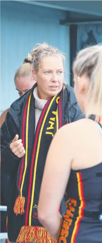  ?? ?? St Joseph's coach Kirsten Hood addresses her players last week. Picture: Alan Barber