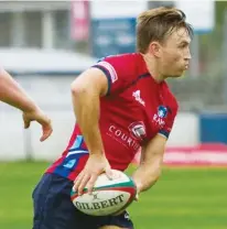  ??  ?? Signing: Fly-half Alex Seers has joined the Rams