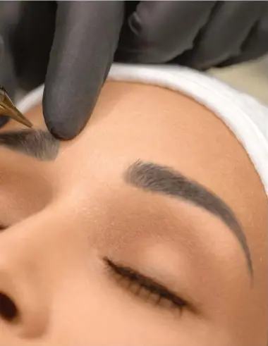  ?? Getty Images ?? Microbladi­ng, often described as semiperman­ent eyebrow tattooing, is here to stay, say stylists