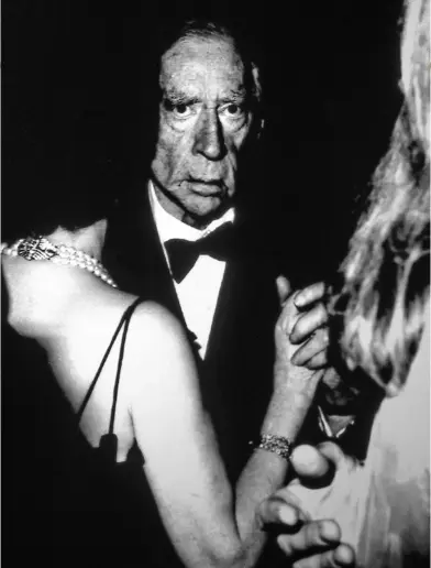  ??  ?? J Paul Getty in 1960, the American oil billionair­e hosted a party at his Surrey home – 1200 guests were invited, but an estimated 3000 people turned up