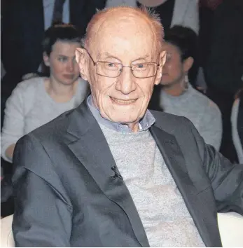  ?? FOTO: IMAGO ?? Edzard Reuter, ehemaliger Vorstandsc­hef der Daimler-Benz AG, ist seit 72 Jahren SPD-Mitglied.