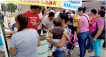  ??  ?? En abril comienza de lleno la mejor temporada del año para las ventas de las tradiciona­les nieves saltillens­es.