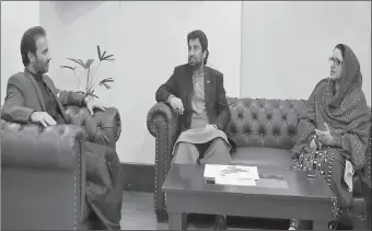  ?? -APP ?? MD Pakistan Bait-ul-Mal (PBM) Aon Abbas Buppi taliking to Deputy Speaker National Assembly, Qasim Khan Suri and Federal Minister for Defence Production, Zobaida Jalal in PBM Head Office.