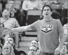  ?? [TONY ?? Dallas Mavericks owner Mark Cuban’s front office is being accused of fostering a hostile workplace for women.