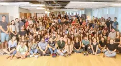  ?? (Shlomi Yosef) ?? STAFF AT monday.com’s Tel Aviv headquarte­rs.