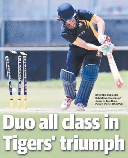  ?? Picture: PETER RISTEVSKI ?? KNOCKED OVER: Kal Dubbeldam loses his off stump to Tom Dunn.