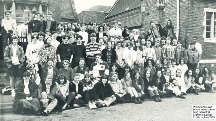 ??  ?? Prizewinne­rs and school leavers from King Edward VI Grammar School, Louth, in June 1993.