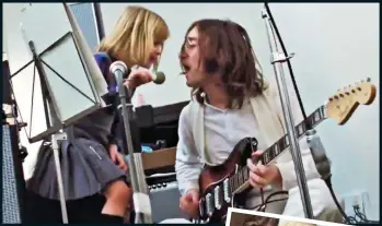  ?? ?? AT PLAY: John Lennon with Heather, daughter of Paul’s then girlfriend Linda Eastman. Below left: Paul McCartney and Ringo Starr. Below: Starr and Linda