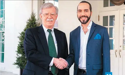  ??  ?? Seguridad. El asesor de Seguridad Nacional de Estados Unidos, John Bolton y el presidente electo de El Salvador después de la reunión sostenida ayer.