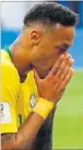  ?? [ AFP ] ?? Autsch! Neymar in gewohnter WM-Pose.
